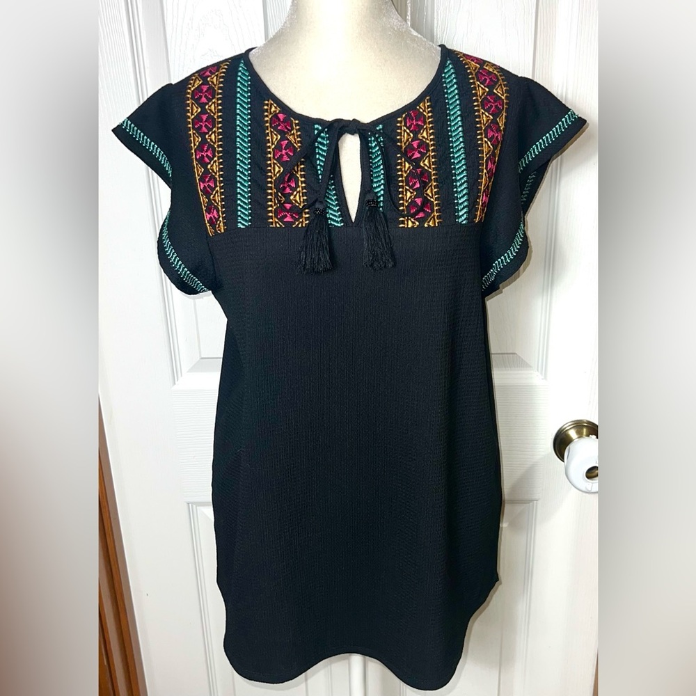 Adrianna Papell Embroidered Sleeveless Blouse Top Cap Sleeve Boho Black/Multi M